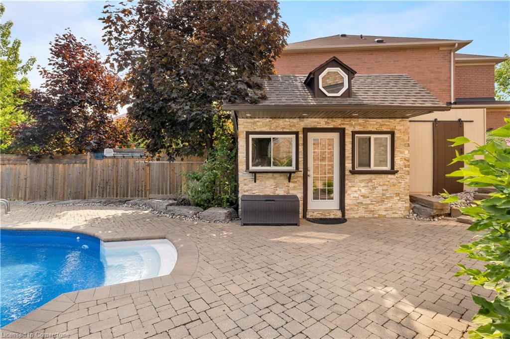 2225 Glazebrook Circle Property Photo 40
