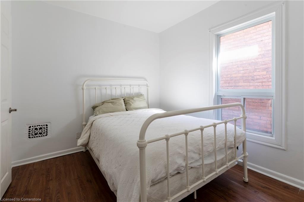 14 Greig Street Property Photo 21