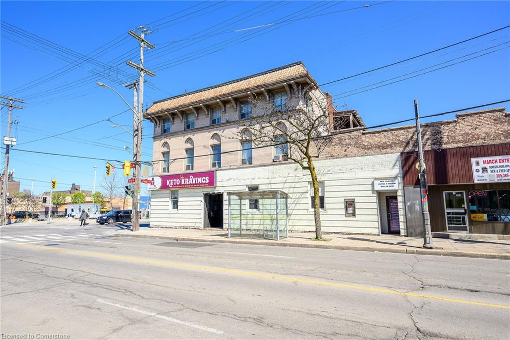 350 Ottawa Street N Property Photo 4
