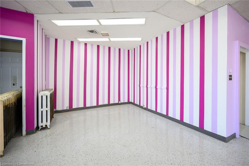 350 Ottawa Street N Property Photo 11