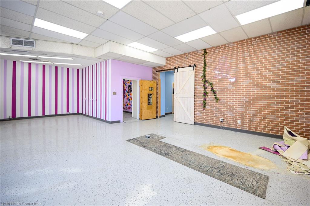 350 Ottawa Street N Property Photo 13