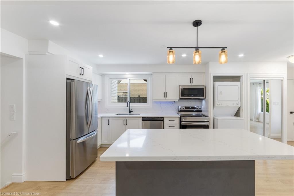 9 Piper Place Property Photo 6