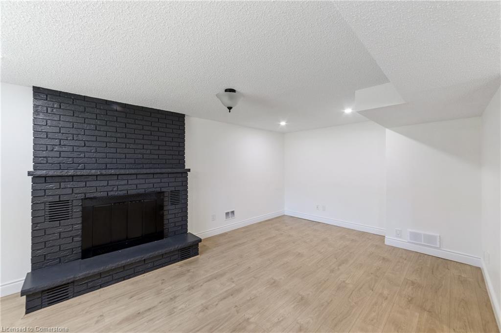 9 Piper Place Property Photo 18
