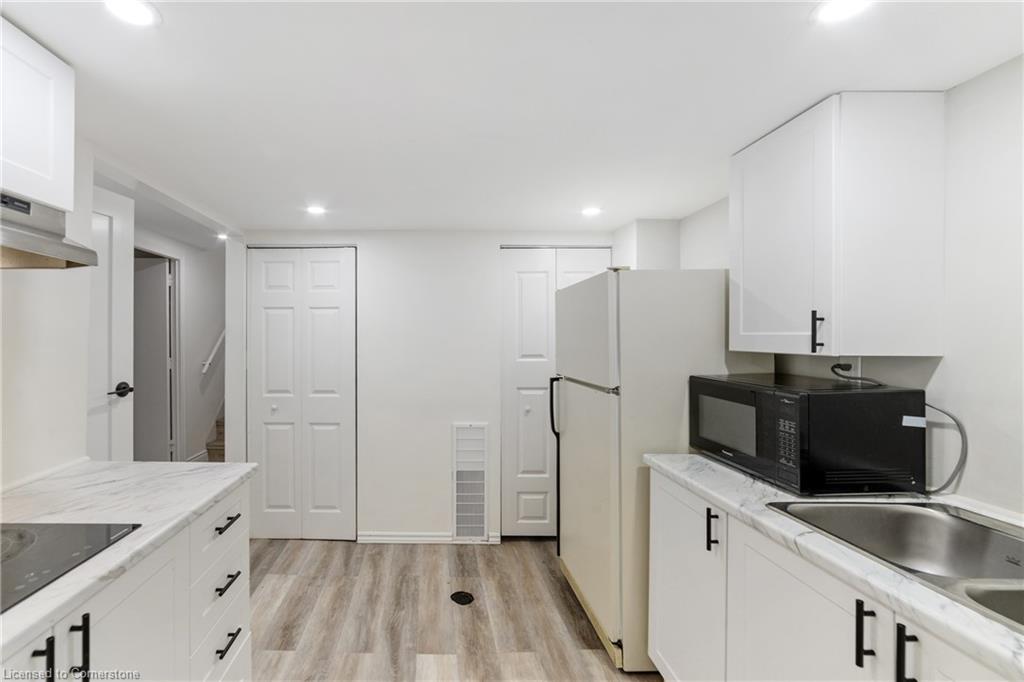 9 Piper Place Property Photo 23