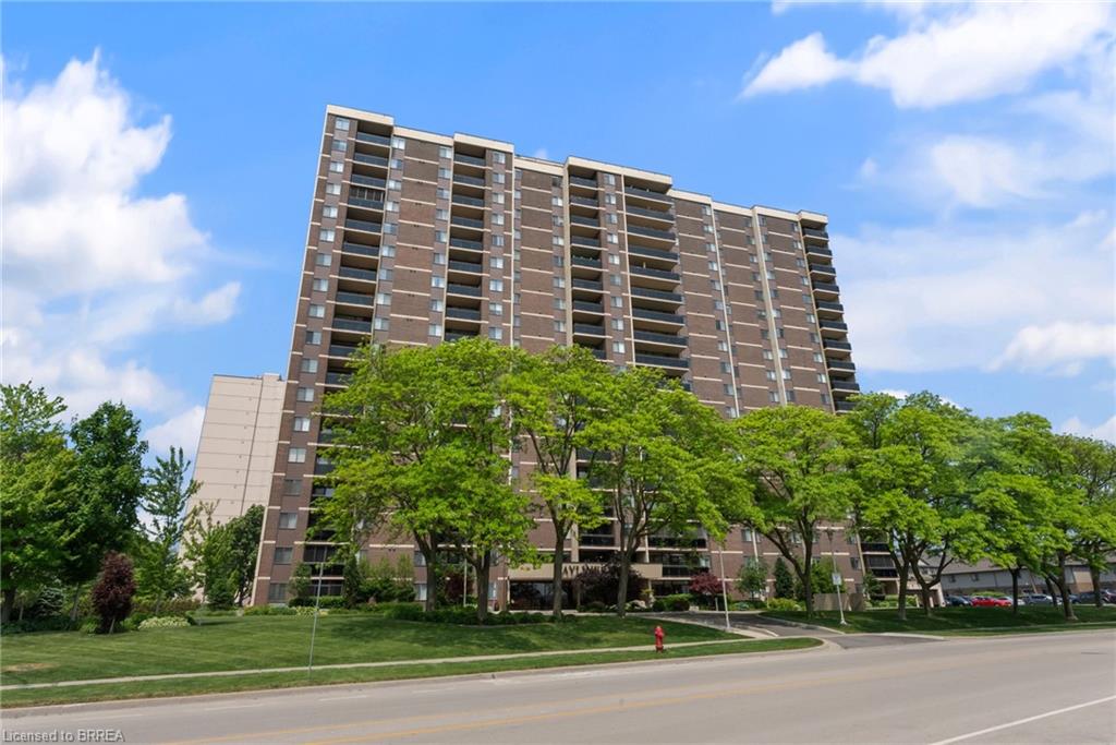 1605-301 Frances Avenue Property Photo 1
