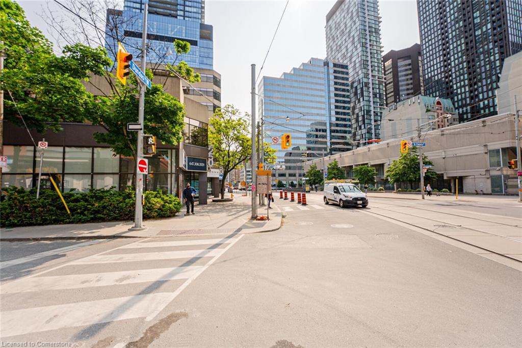 102-250 Dundas Street W Property Photo 11