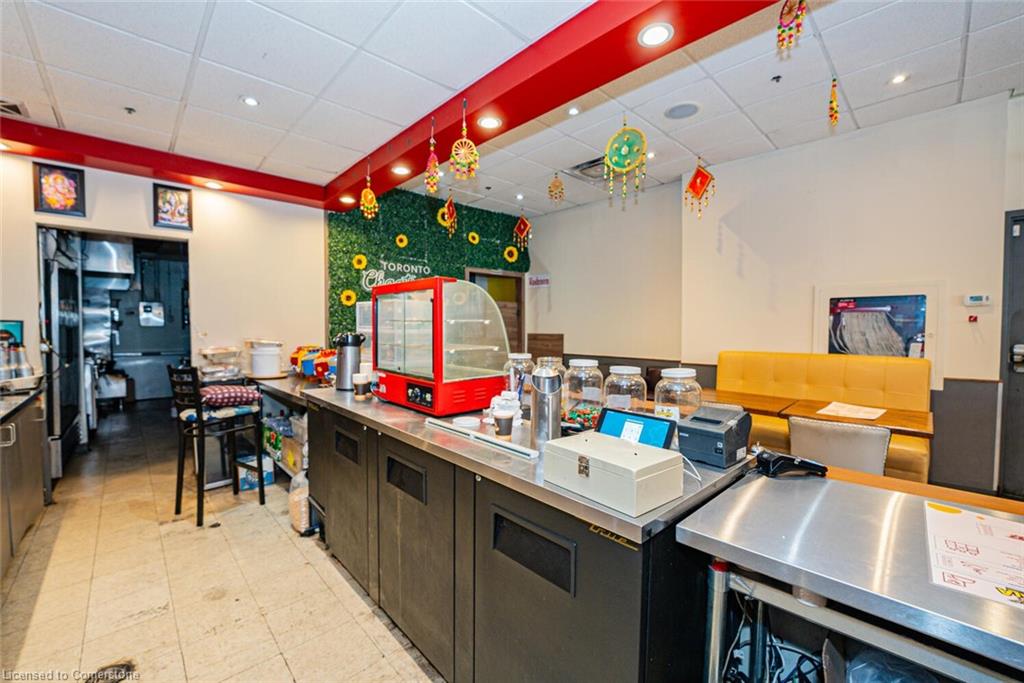 102-250 Dundas Street W Property Photo 24