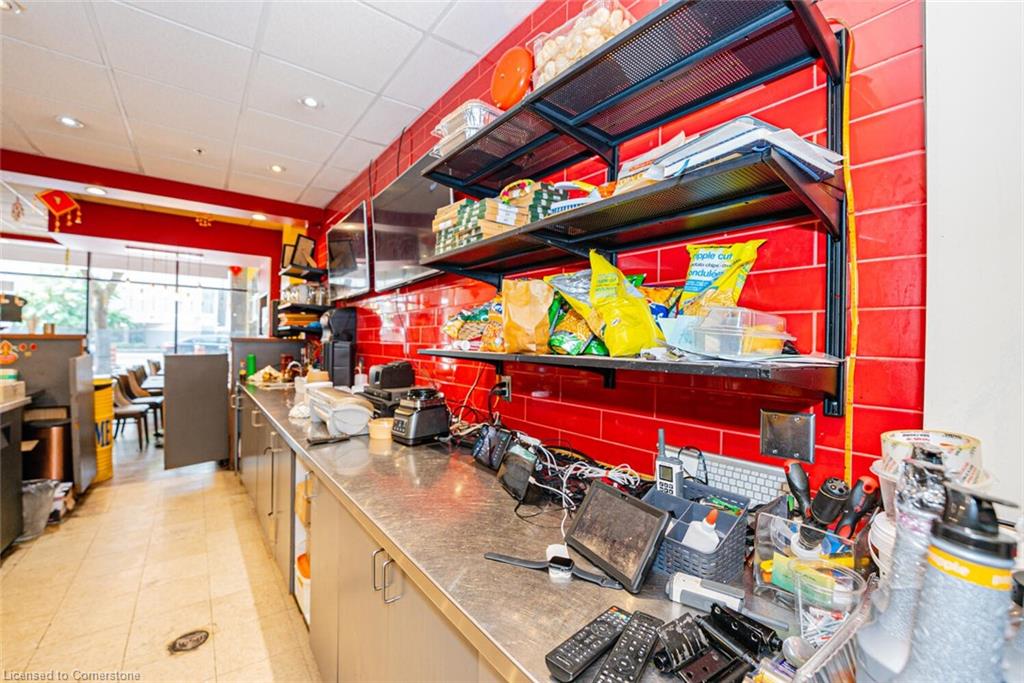 102-250 Dundas Street W Property Photo 26