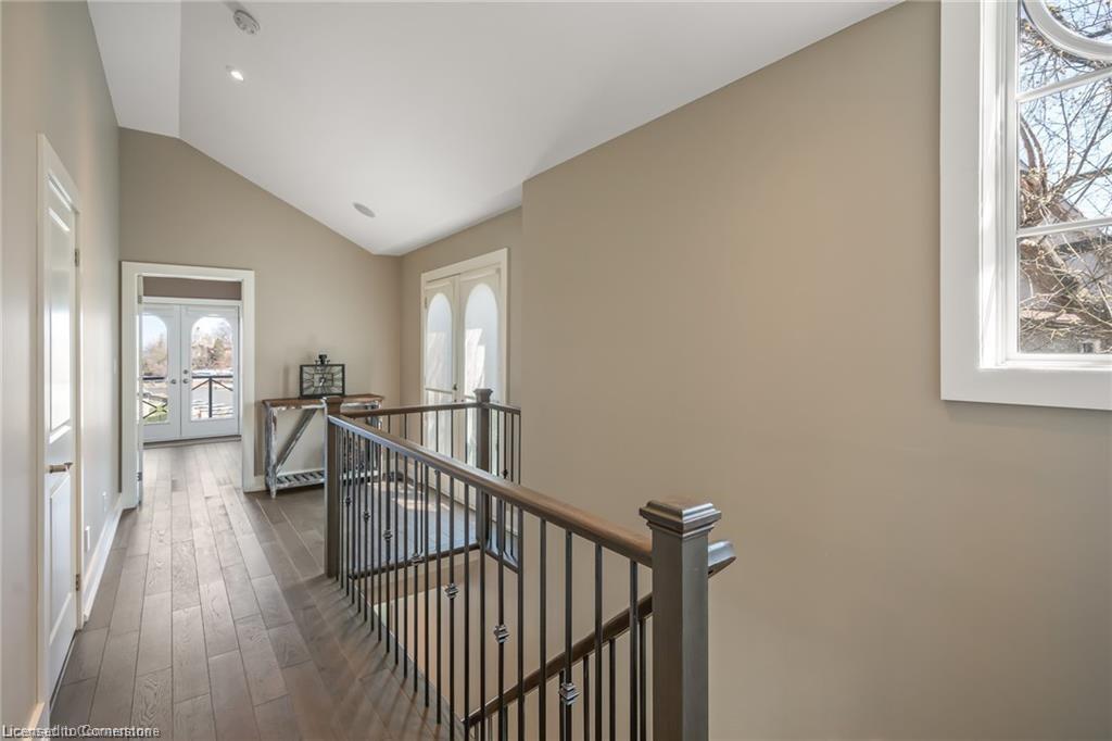20-19 Lake Street Property Photo 31