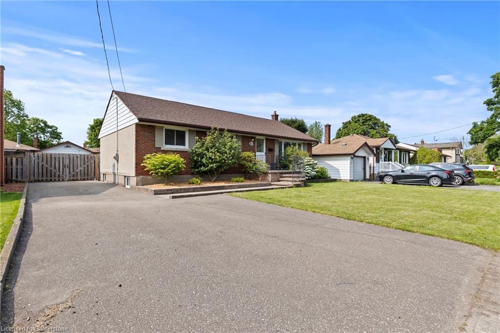 12 Oriole Drive Property Photo 2