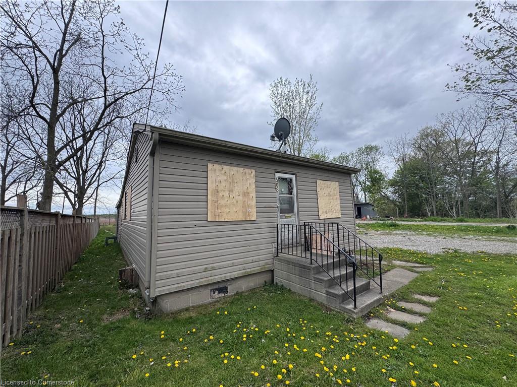 508 Main Street E Property Photo 5