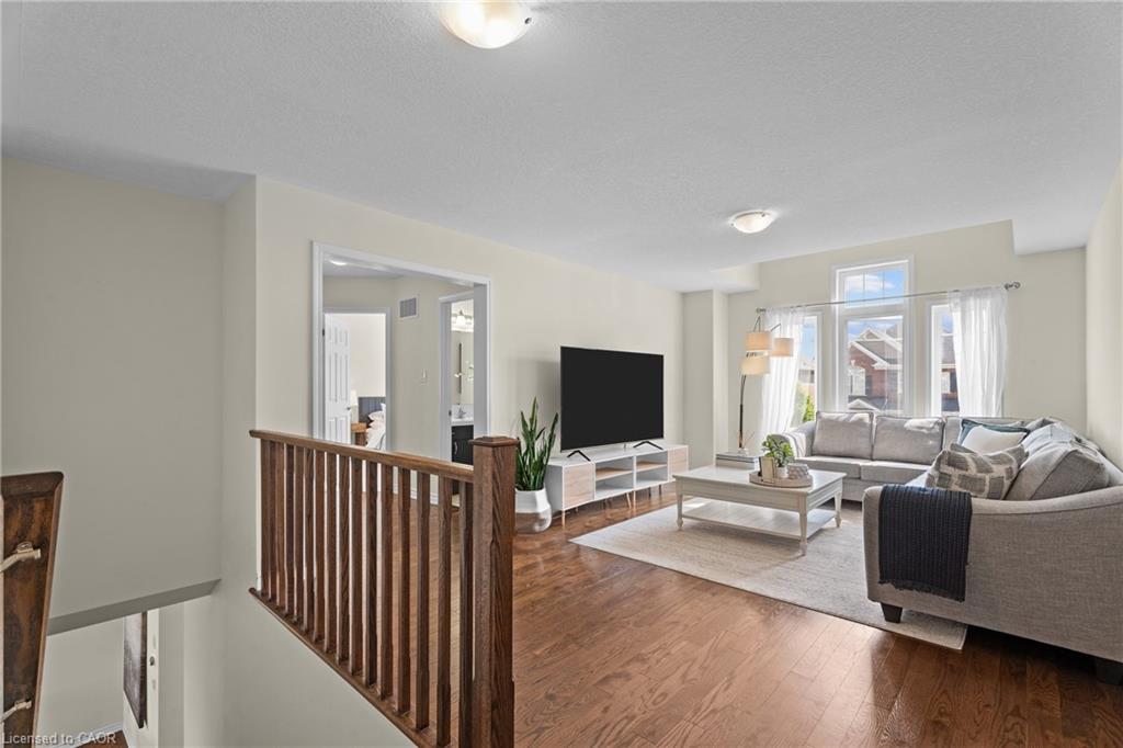 56 Pickett Place Property Photo 25