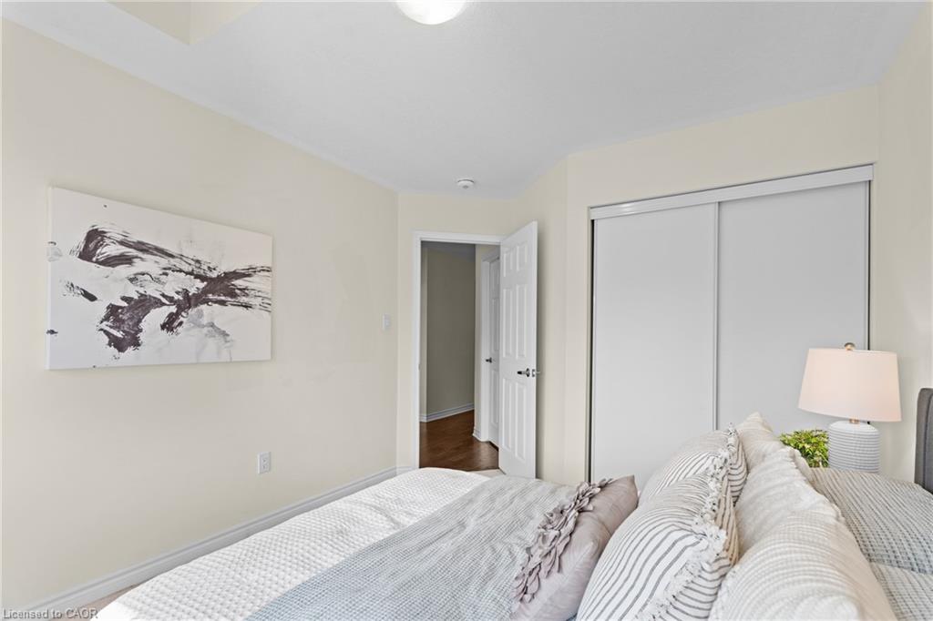 56 Pickett Place Property Photo 36