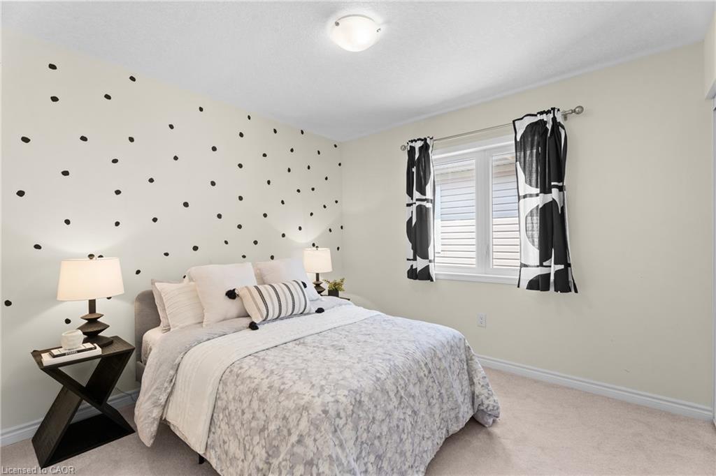 56 Pickett Place Property Photo 39