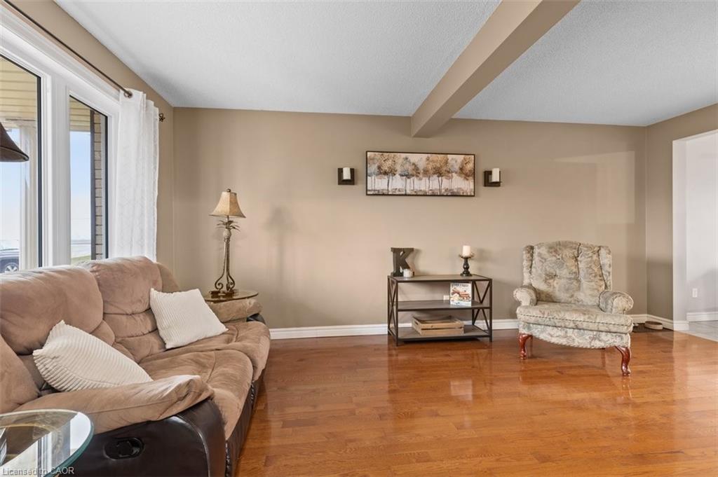 10 Hewitt Street Property Photo 4