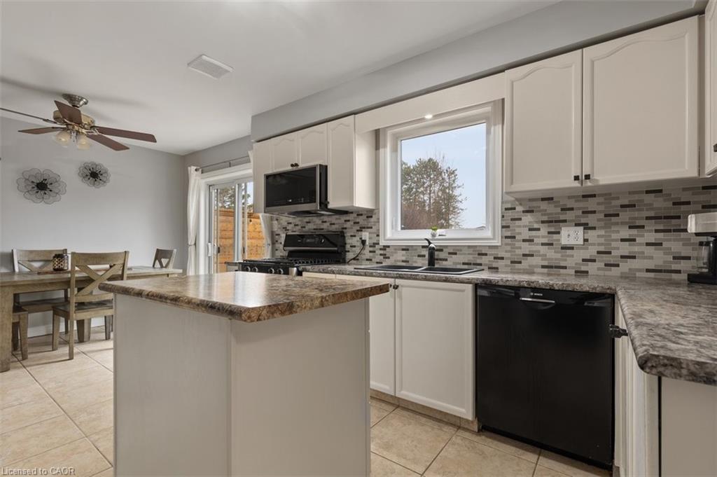 10 Hewitt Street Property Photo 8