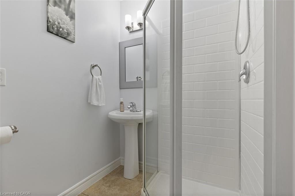 10 Hewitt Street Property Photo 11