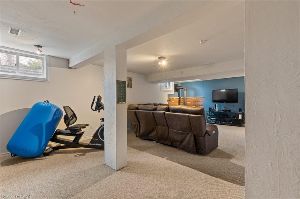 10 Hewitt Street Property Photo 22