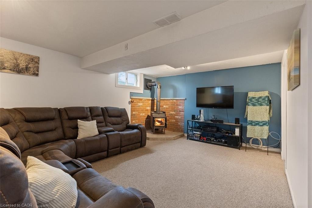 10 Hewitt Street Property Photo 23