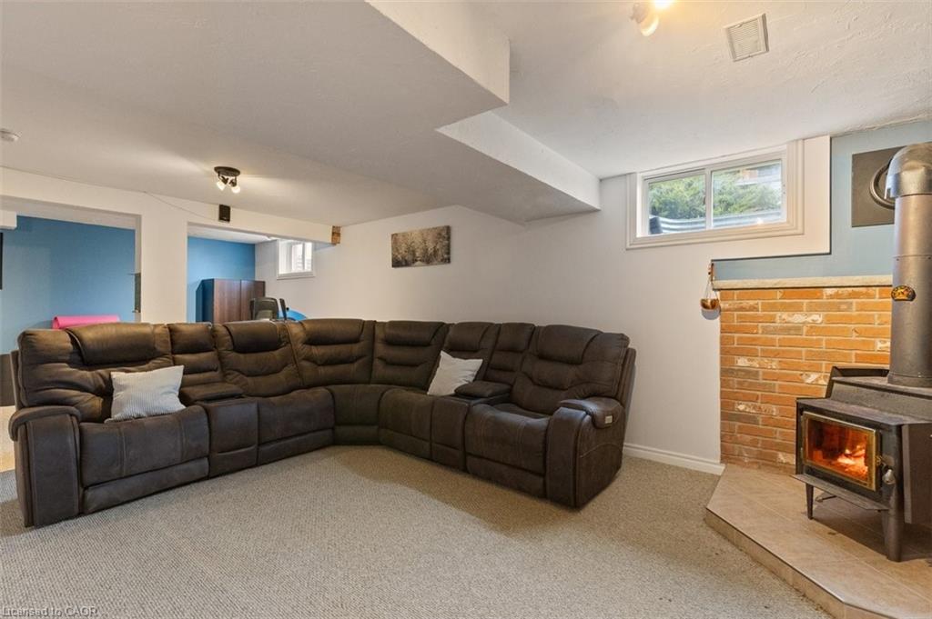 10 Hewitt Street Property Photo 24