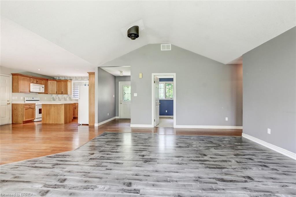 80 Race Street Property Photo 5