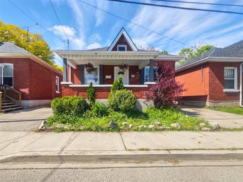 13 Salisbury Avenue Property Photo 1