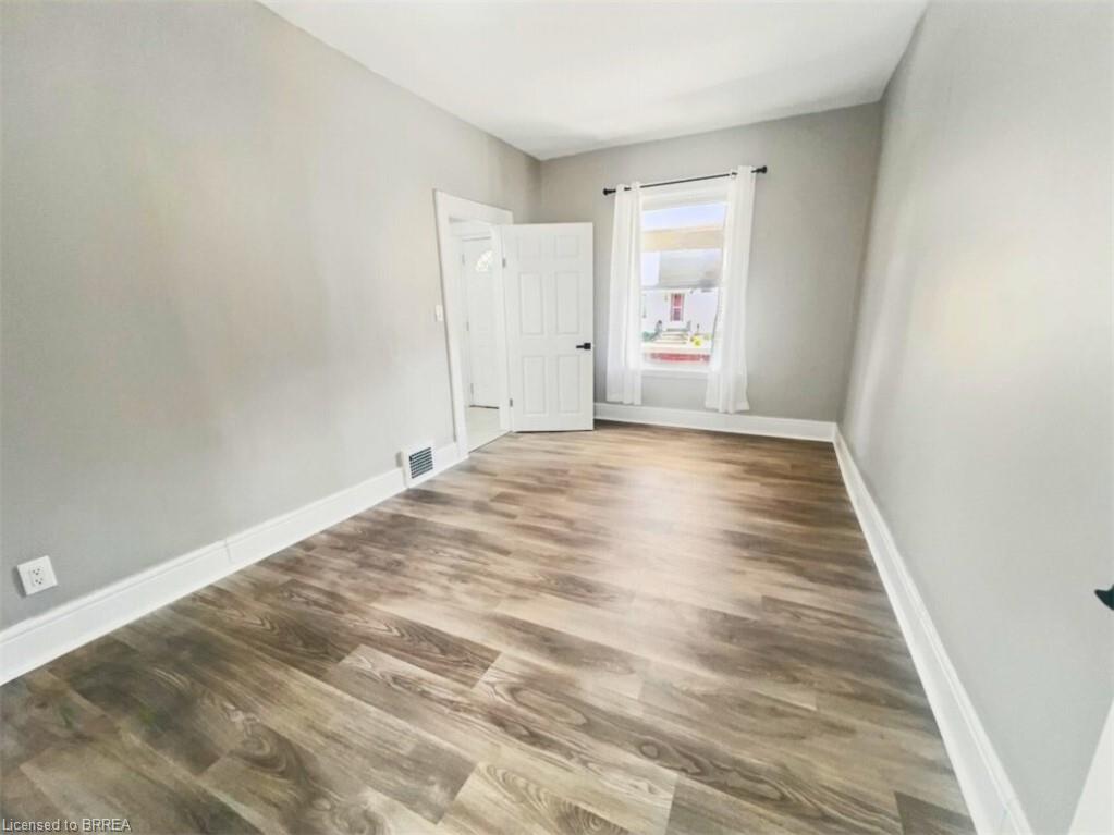 13 Salisbury Avenue Property Photo 7