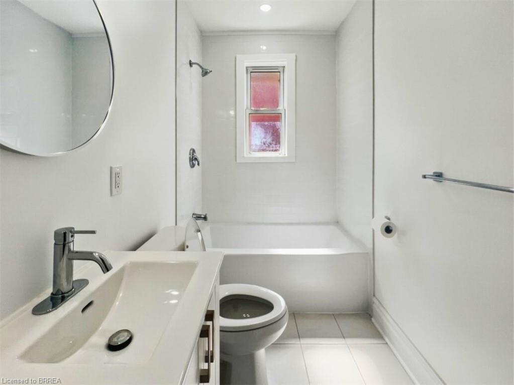 13 Salisbury Avenue Property Photo 12
