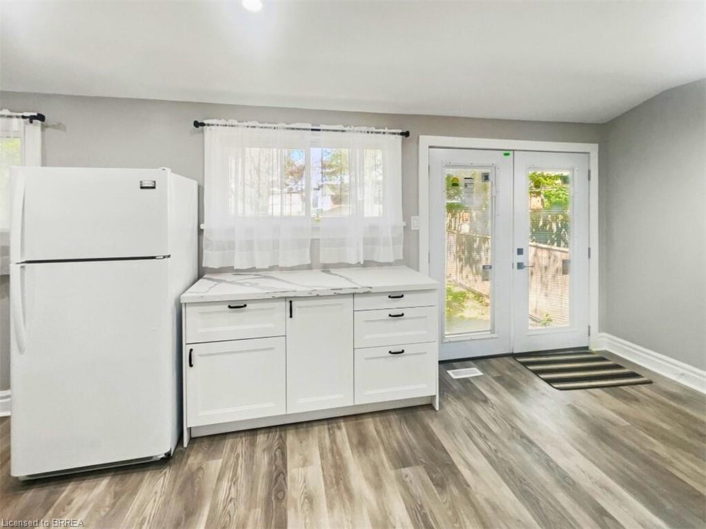 13 Salisbury Avenue Property Photo 16