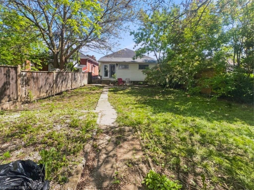 13 Salisbury Avenue Property Photo 18
