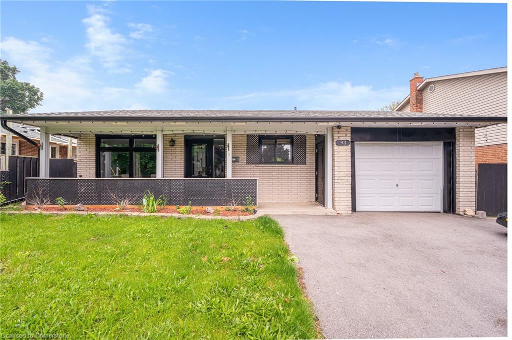 93 Christopher Drive Property Photo 1