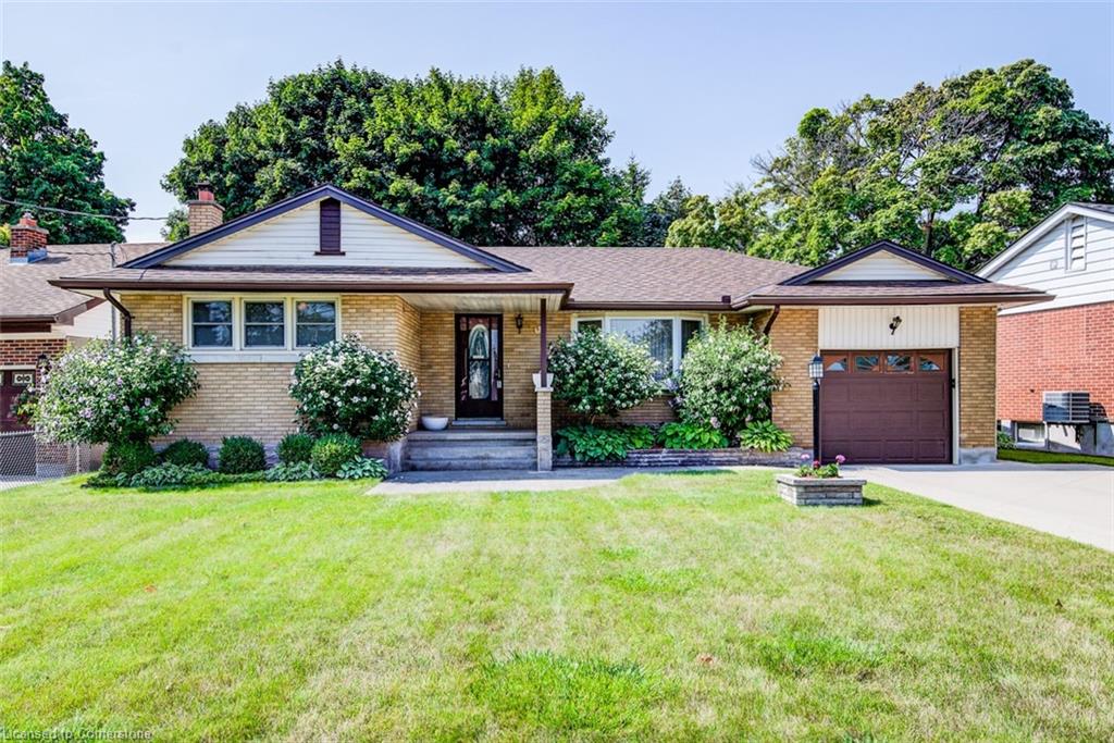 95 Byron Avenue Property Photo 1