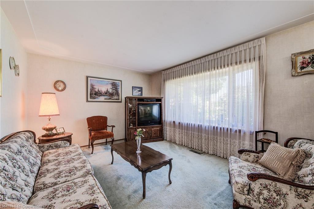95 Byron Avenue Property Photo 16