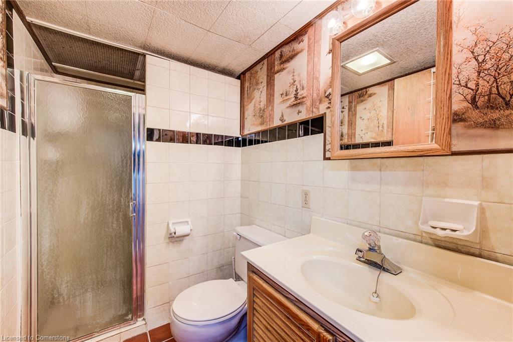 95 Byron Avenue Property Photo 35