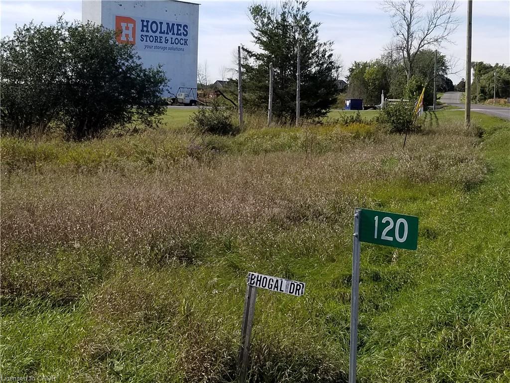 X-120 Drive In Road W Property Photo 1