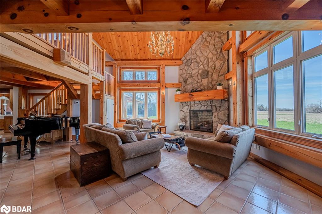 8464 6th Line Property Photo 6