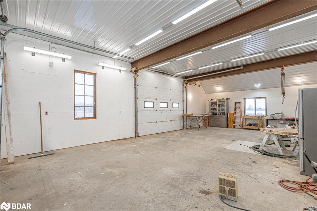 8464 6th Line Property Photo 21