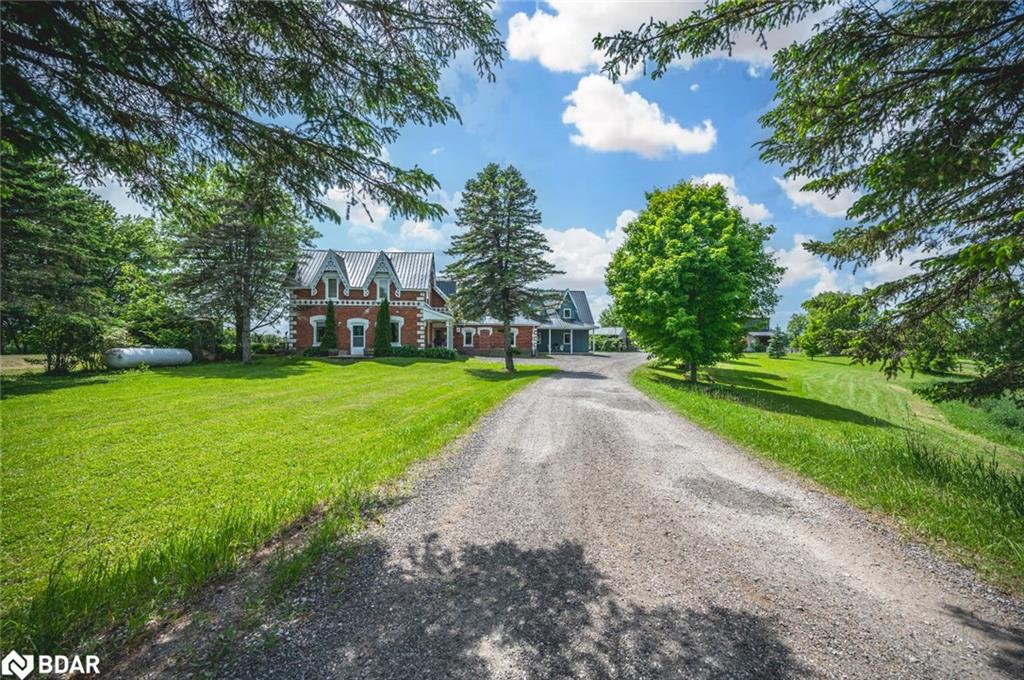 8464 6th Line Property Photo 27