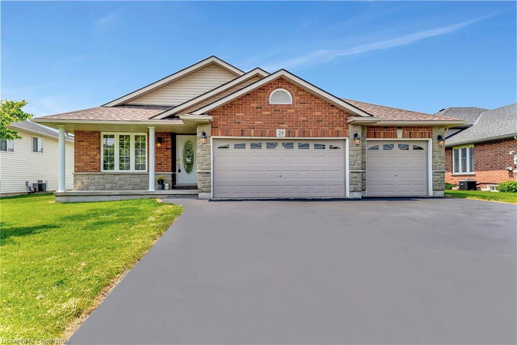 25 Mapleview Drive Property Photo 1