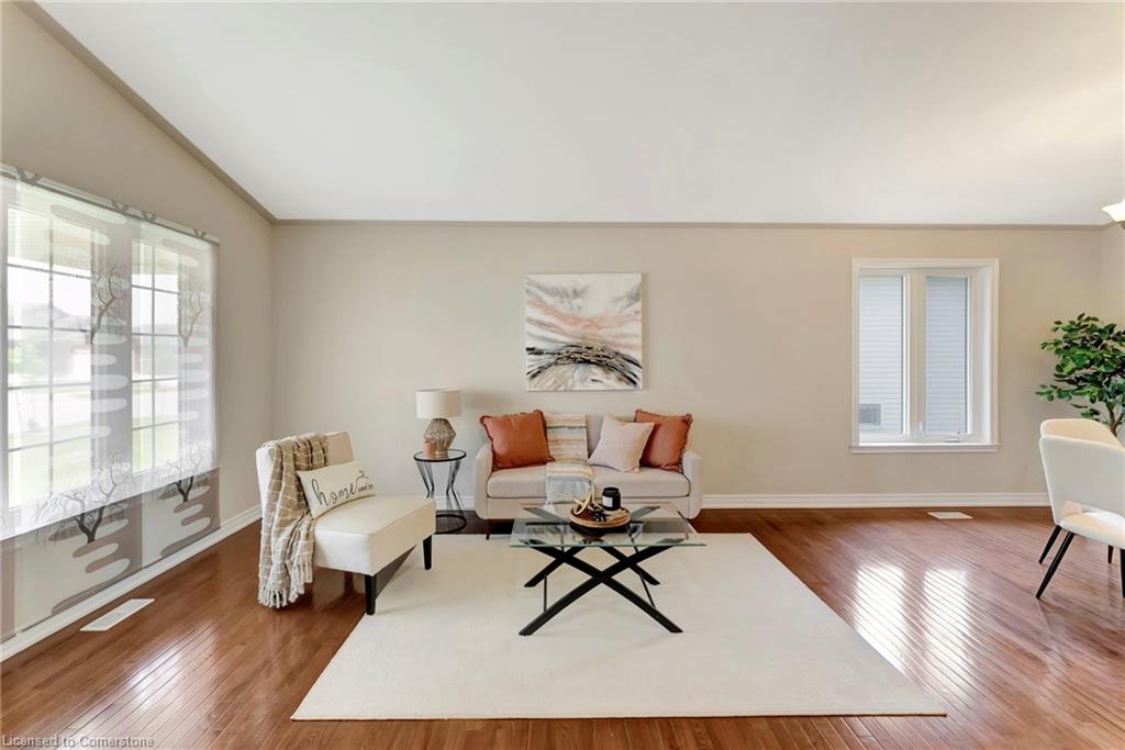 25 Mapleview Drive Property Photo 5