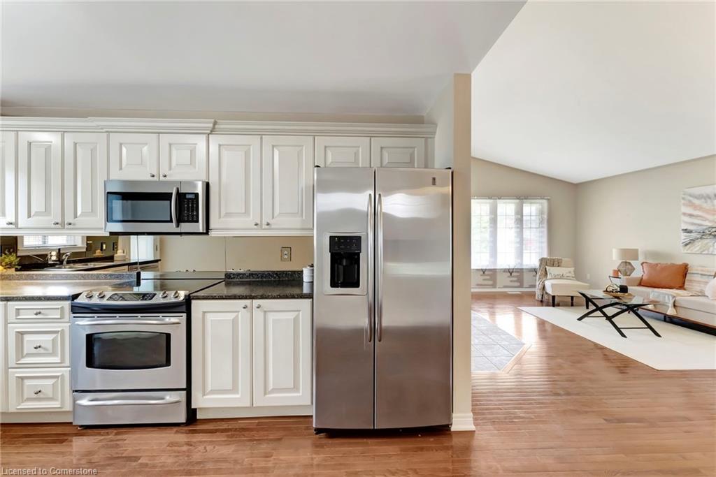 25 Mapleview Drive Property Photo 14