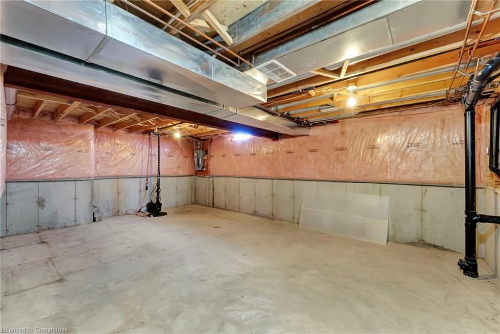 25 Mapleview Drive Property Photo 32