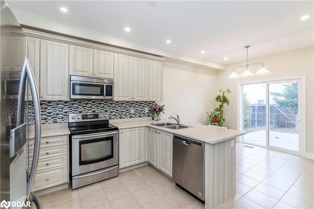 5 Nadmarc Court Property Photo 8