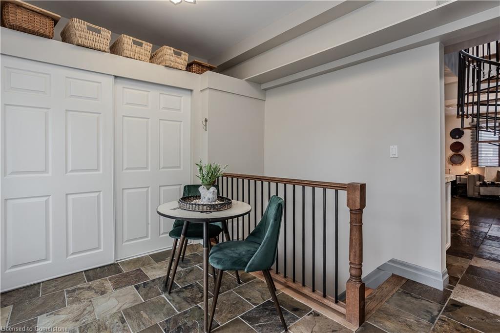 1041 Plains View Avenue Property Photo 32