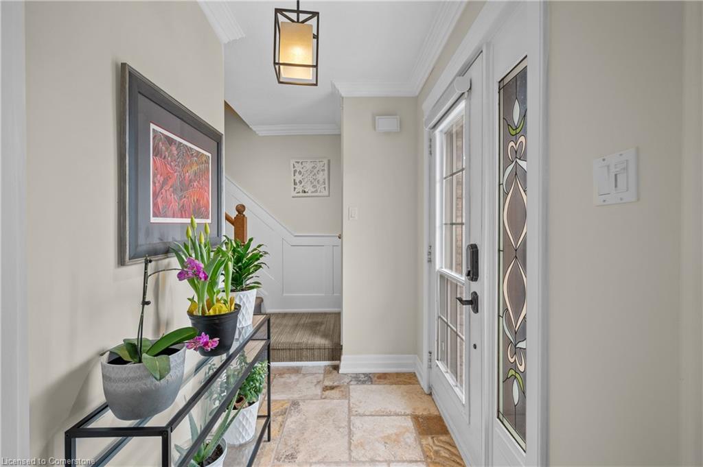 6-2098 Marine Drive Property Photo 3