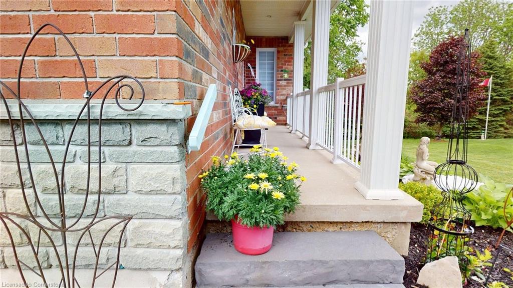 87 Schroder Crescent Property Photo 4