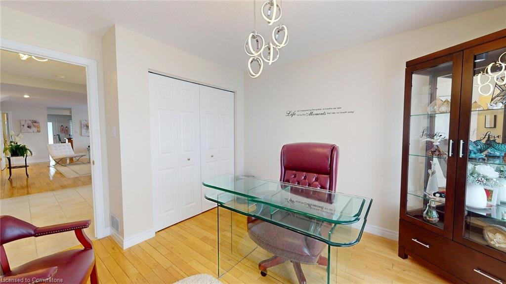 87 Schroder Crescent Property Photo 25
