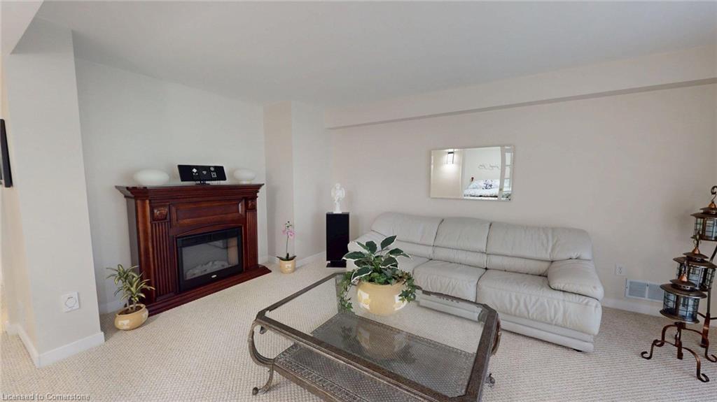 87 Schroder Crescent Property Photo 33