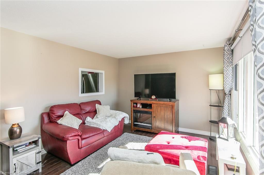 33-130 Kingswood Drive Property Photo 5