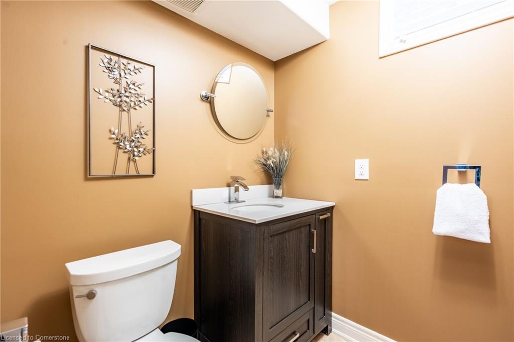 8673 Jennifer Crescent Property Photo 27